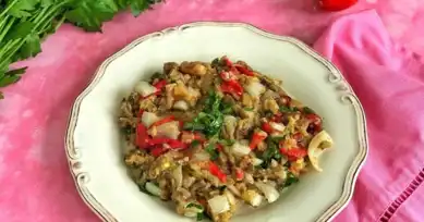 Közlenmiş Sebze Salatası: Lezzetli ve Kolay Bir Tarif