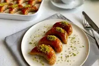 Kıyır Kıyır Ay Tatlısı Tarifi