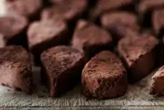 Baileysli Kakaolu Badem Ezmesi Tarifi