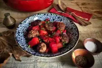 Renkli ve Lezzetli: Bal Kabağı & Pancarlı Misket Köfte Tarifi