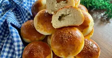 Bayatlamayan Nefis Peynirli Poğaça Tarifi