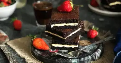 Nefis Beyaz Çikolatalı Brownie Tarifi