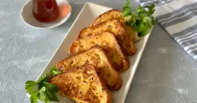 YUMURTALI EKMEK KIZARTMASI: BÖREK TADI!