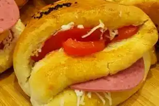 Hızlı ve Lezzetli Cepli Poğaça Tarifi