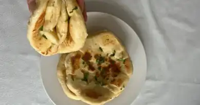 Ev Yapımı Peynirli Naan Ekmeği Tarifi