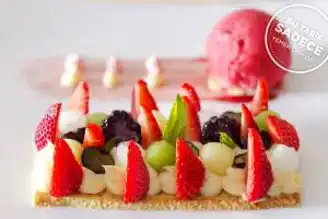 Nefis Meyveli Crostatina Tarifi