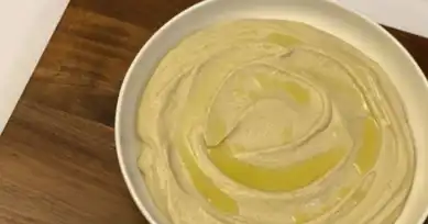 3 Dakikada Hızlı Humus Tarifi