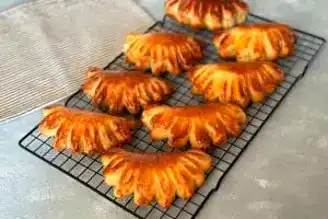 Ev Yapımı Deniz Kabuğu Poğaçası Tarifi