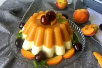 Serinletici Şeftalili Puding Tarifi