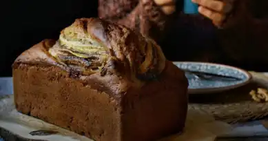 Nefis Ekşi Mayalı Muzlu Ekmek Tarifi