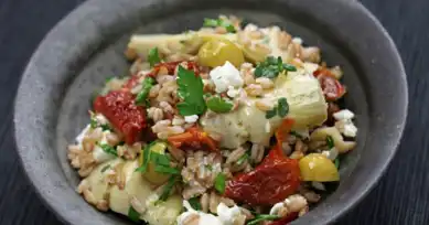 Nefis Enginar Kalbi Salatası Tarifi