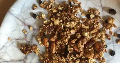 Kıtır Kırpıntı: Ev Yapımı Granola Tarifi