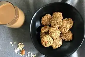 Fit Yulaflı Muzlu Kurabiye Tarifi