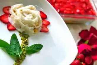 Nefis Fındıklı Güllaç Tarifi