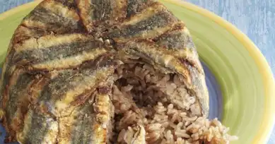 Fırında Lezzetli Hamsili Pilav Tarifi