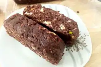 Pratik Fıstıklı Mozaik Pasta Tarifi