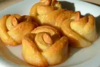 Nefis Gül Tatlısı Tarifi