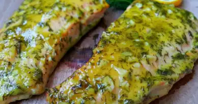 Hardal Soslu Fırında Somon (Hızlı Tarif)