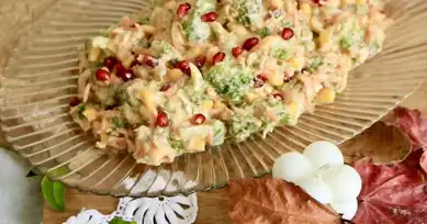 Nefis Havuçlu Brokoli Salatası Tarifi