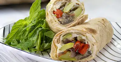 Nefis Humuslu Sebzeli Dürüm Tarifi