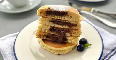 Çikolata Sürprizi: Nefis Pancake Tarifi!