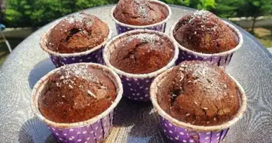 Nefis Çikolata Soslu Muffin Tarifi