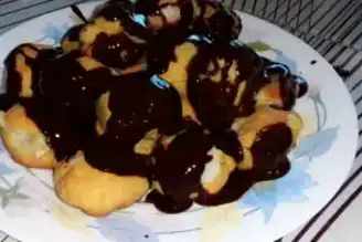 Nefis Çikolata Soslu Profiterol Tarifi