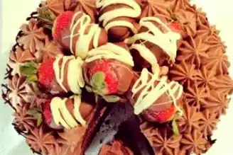 Nefis Çikolatalı Pasta Tarifi