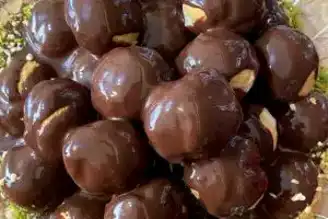 Nefis Çikolatalı Profiterol Tarifi