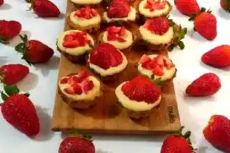 Nefis Çilekli Mini Tartlar