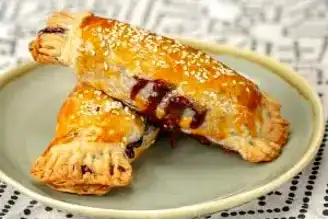 Çıtır Çıtır Şipşak Tatlı Börek Tarifi