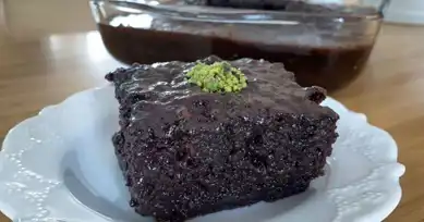 Nefis Islak Kek Tarifi