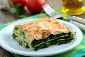 Nefis Ispanaklı Lazanya Tarifi