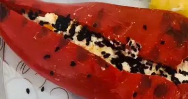 Peynirli Kapya Biberi Kahvaltılık Tarifi