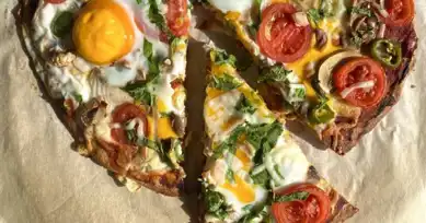 Sağlıklı Kahvaltılık Pizza Tarifi