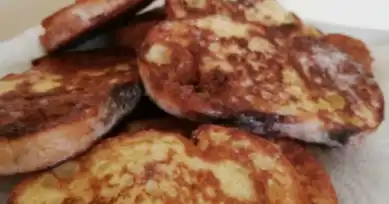 Nefis Yumurtalı Ekmek Tarifi (Pratik Kahvaltılık)
