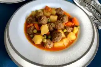 Pratik Köfteli Orman Kebabı Tarifi