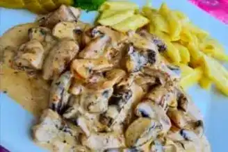 Pratik Kremalı Mantarlı Tavuk Sote Tarifi