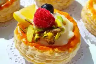 Nefis Kremalı Milföy Tatlısı Tarifi