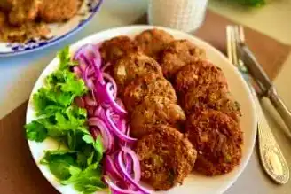 Nefis Mercimek Köftesi Tarifi (Kıyma Tadında!)