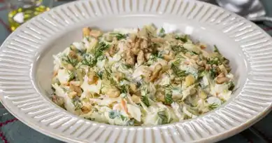 Nefis Lahana Salatası Tarifi