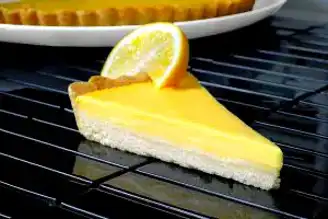 Nefis Limonlu Tart Tarifi