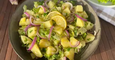 Taze Marul ve Patates Salatası Tarifi