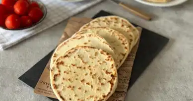 Yumuşacık Mayasız Bazlama Tarifi