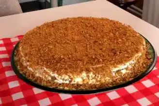 Nefis Ballı Pasta: Medovik Tarifi
