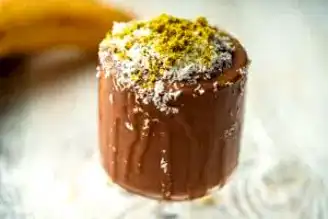 Serinletici Muzlu Tahinli Buz Tatlısı Tarifi
