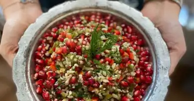 Nefis Narlı Sonbahar Salatası Tarifi