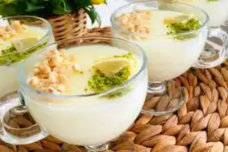 Nefis Nişastalı Sütlaç Tarifi