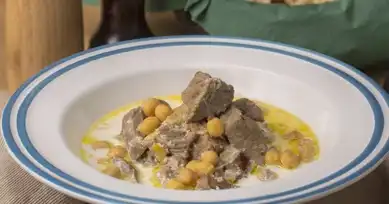 Nefis Etli Nohut Şorbik Tarifi