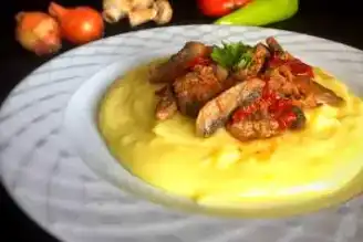 Nefis Patates Püresi Yatağında Et Tarifi